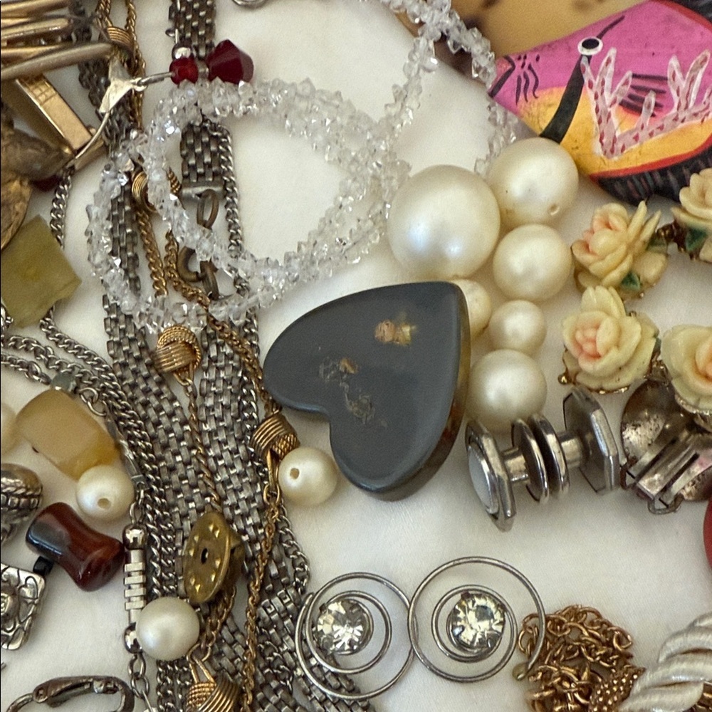 Craft Jewelry Bundle Chain Beads Stones Crystals Faux Pearls Vintage - Picture 9 of 10